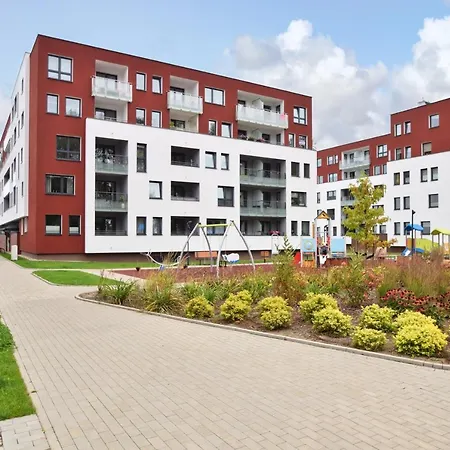 Rentplanet - Cztery Pory Roku Apartment
