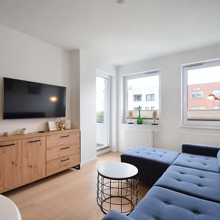 Rentplanet - Cztery Pory Roku Apartamento